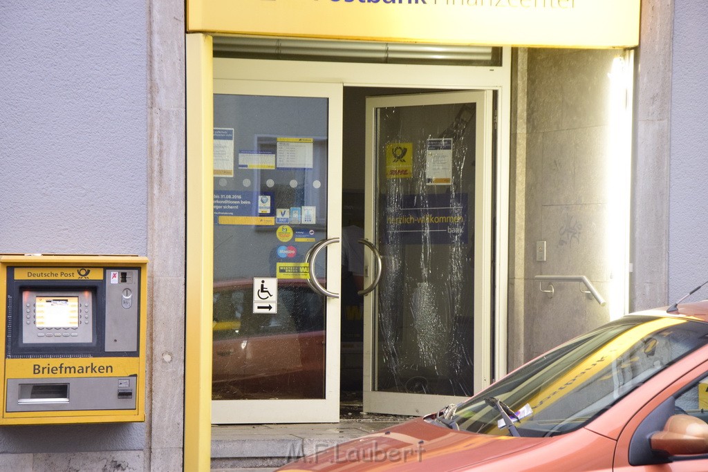 Geldautomat gesprengt Koeln Lindenthal Geibelstr P079.JPG - Miklos Laubert